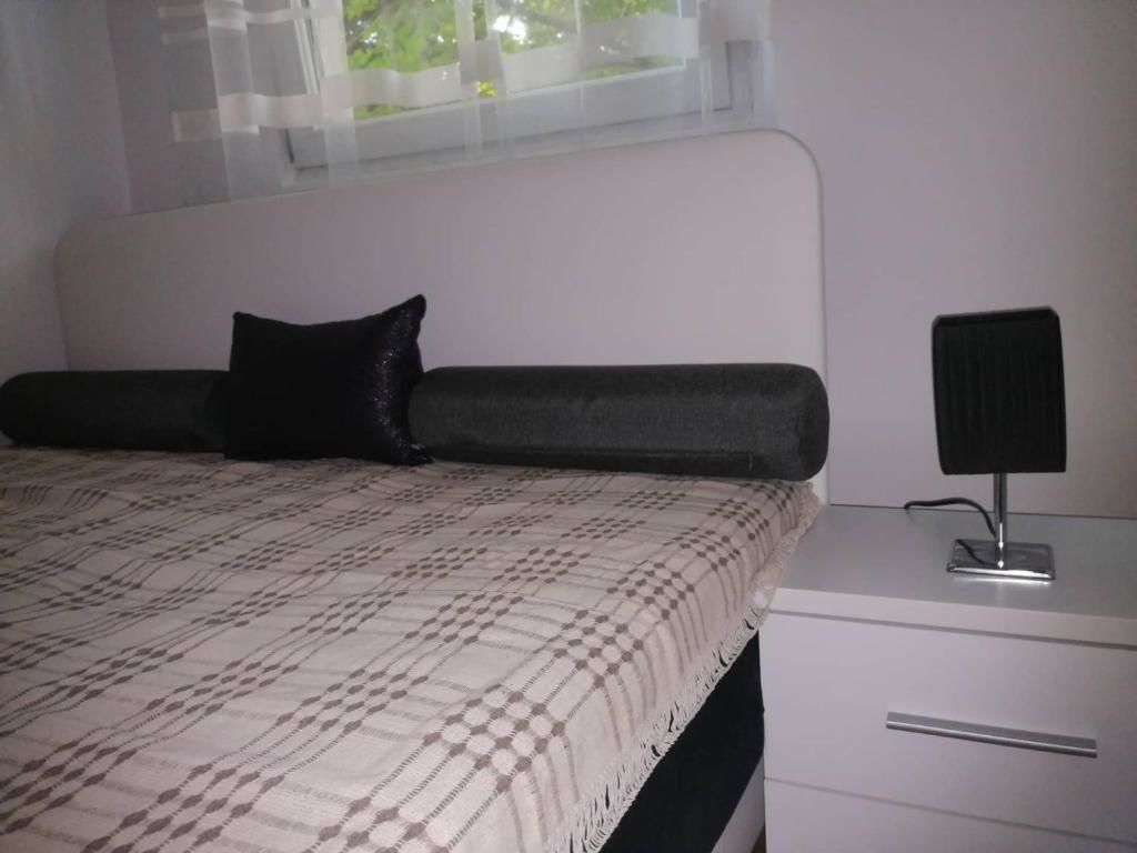 Апартаменты Yellow apartment, central Podgorica Подгорица-25