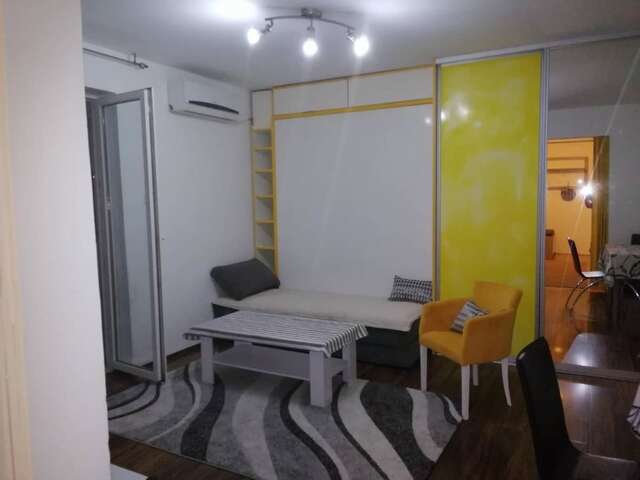 Апартаменты Yellow apartment, central Podgorica Подгорица-6